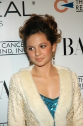 Photos de Mackenzie Rosman - L'oreal Paris Presents As Seen in Harpers Bazaar - 12